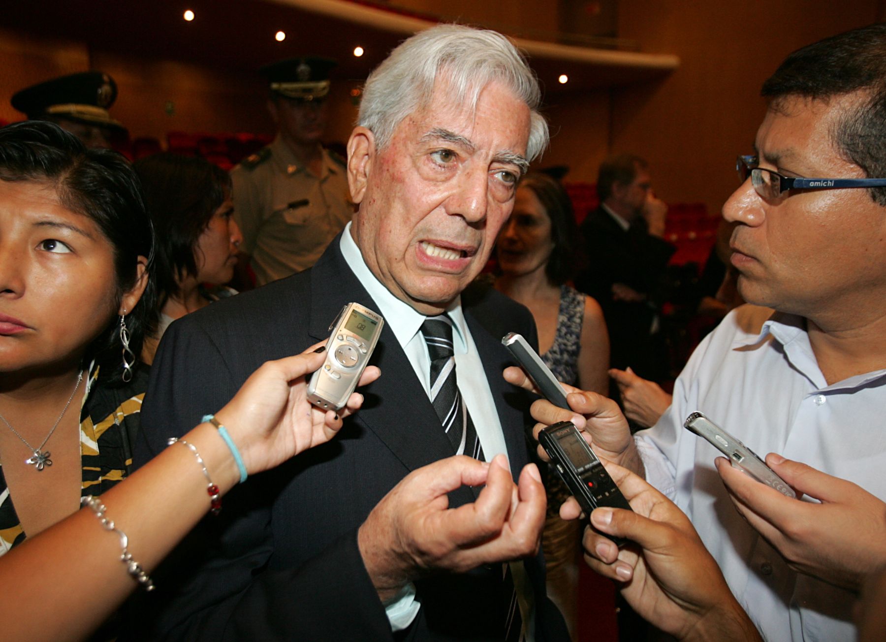 El escritor Mario Vargas Llosa.  Foto: ANDINA/Rubén Grández