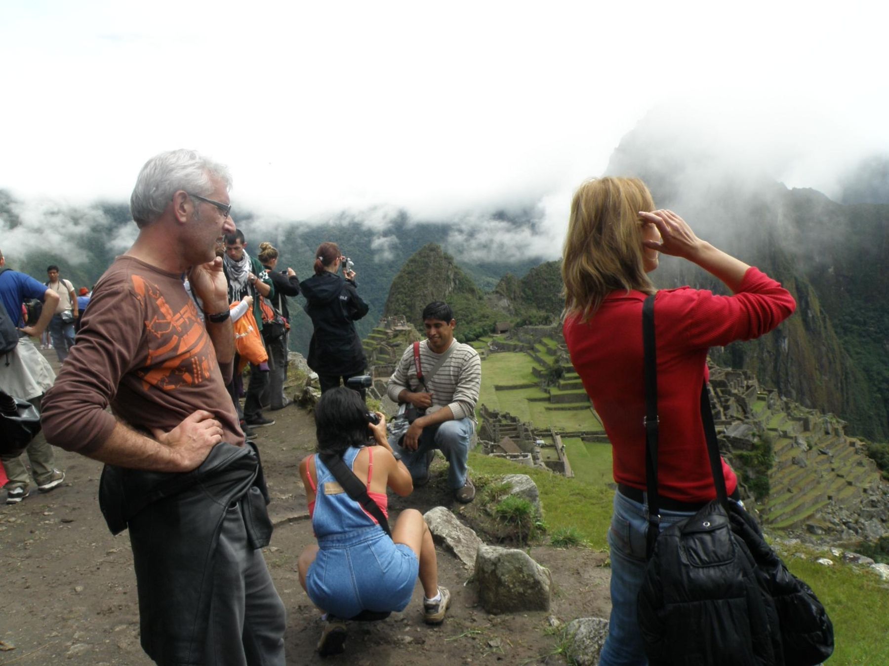 Turistas en la ciudadela incaica de Machu Picchu. Foto: ANDINA/Percy Hurtado.