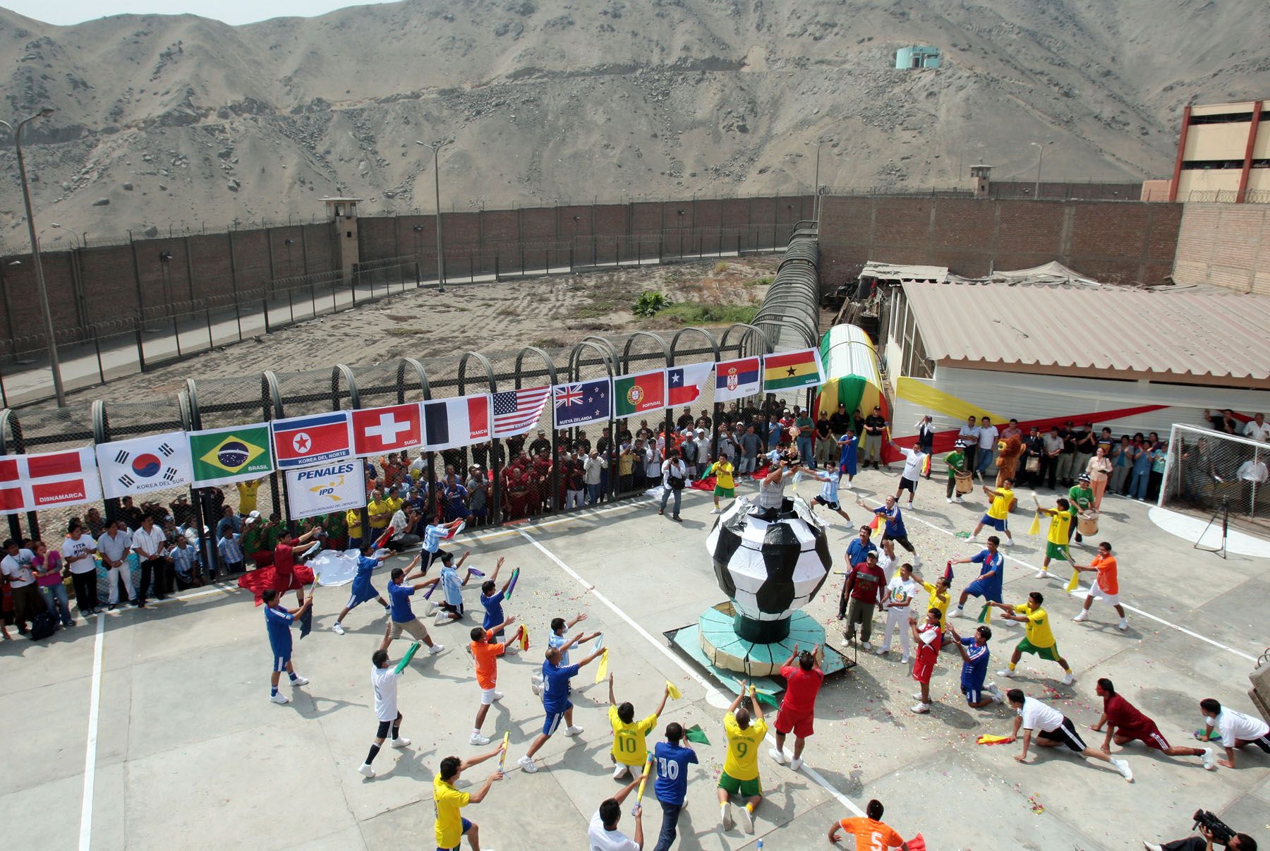 Mundial Sudafrica 2010 en el Penal  Castro Castro.Foto: ANDINA/Carlos Lezama