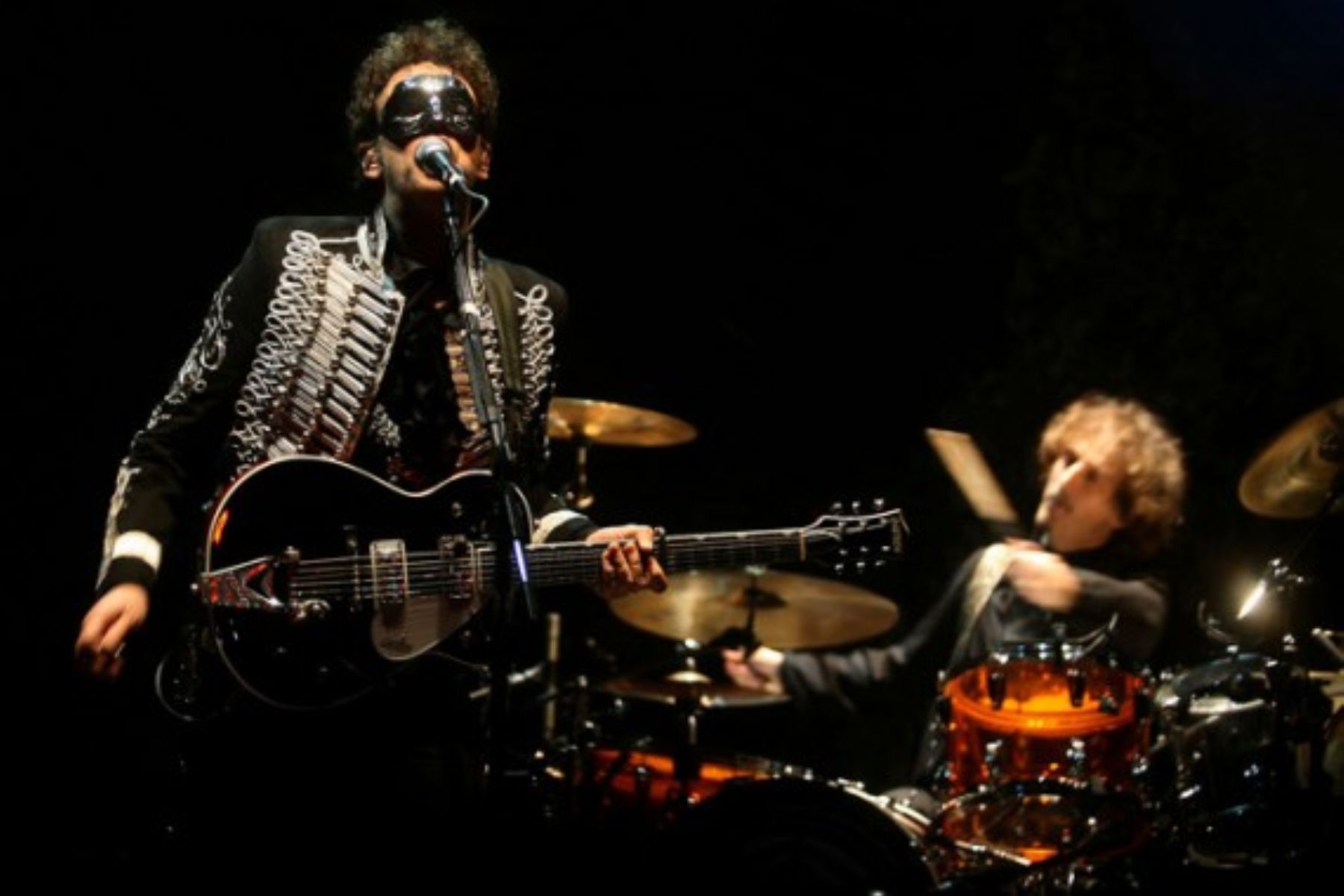 Hace un mes, Gustavo Cerati deslumbró con su calidad musical ante miles de personas en el estadio de San Marcos, en Lima.