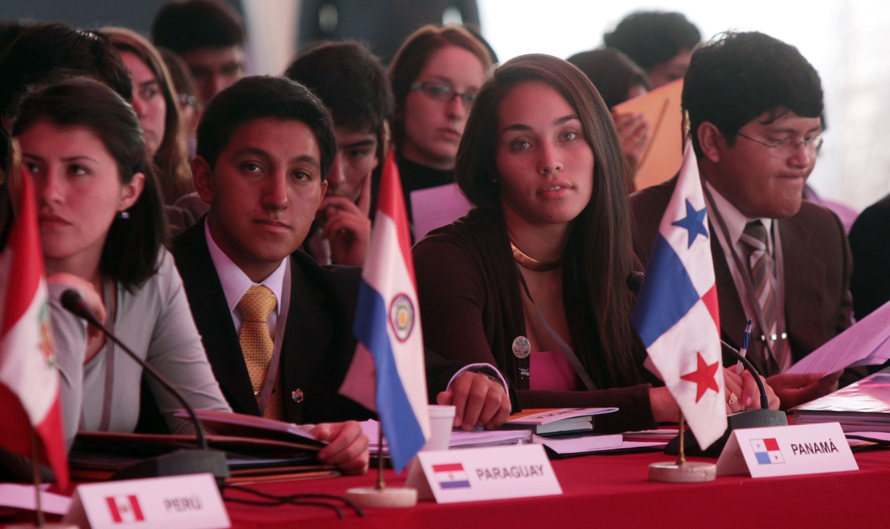 Delegados participantes en el XXVIII  Modelo de la Asamblea General de la Organización de Estados Americanos (MOEA), Foto: ANDINA/Carlos Lezama.