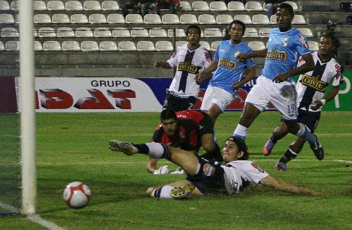 Encuentro entre Alianza Lima y. Sporting Cristal, en el estadio Alejandro Villanueva, por fecha pendiente del torneo Descentralizado. Foto: ANDINA/ Vidal Tarqui