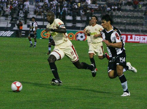 Encuentro entre Alianza Lima y León de Huánuco, juegado en el estadio de matute , por la fecha 16 del torneo Descentralizado. Foto: ANDINA/Vidal