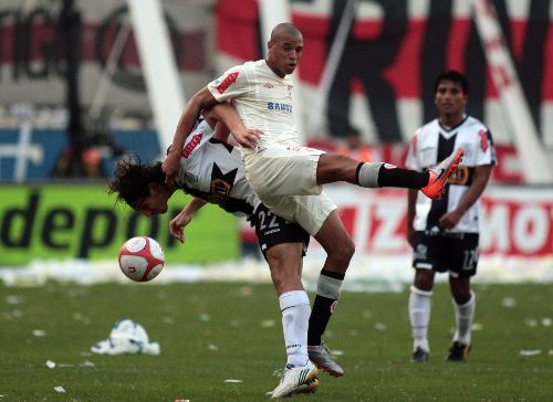 Jesús Rabanla impone condiciones en clásico. ANDINA / Juan Carlos Guzmán.