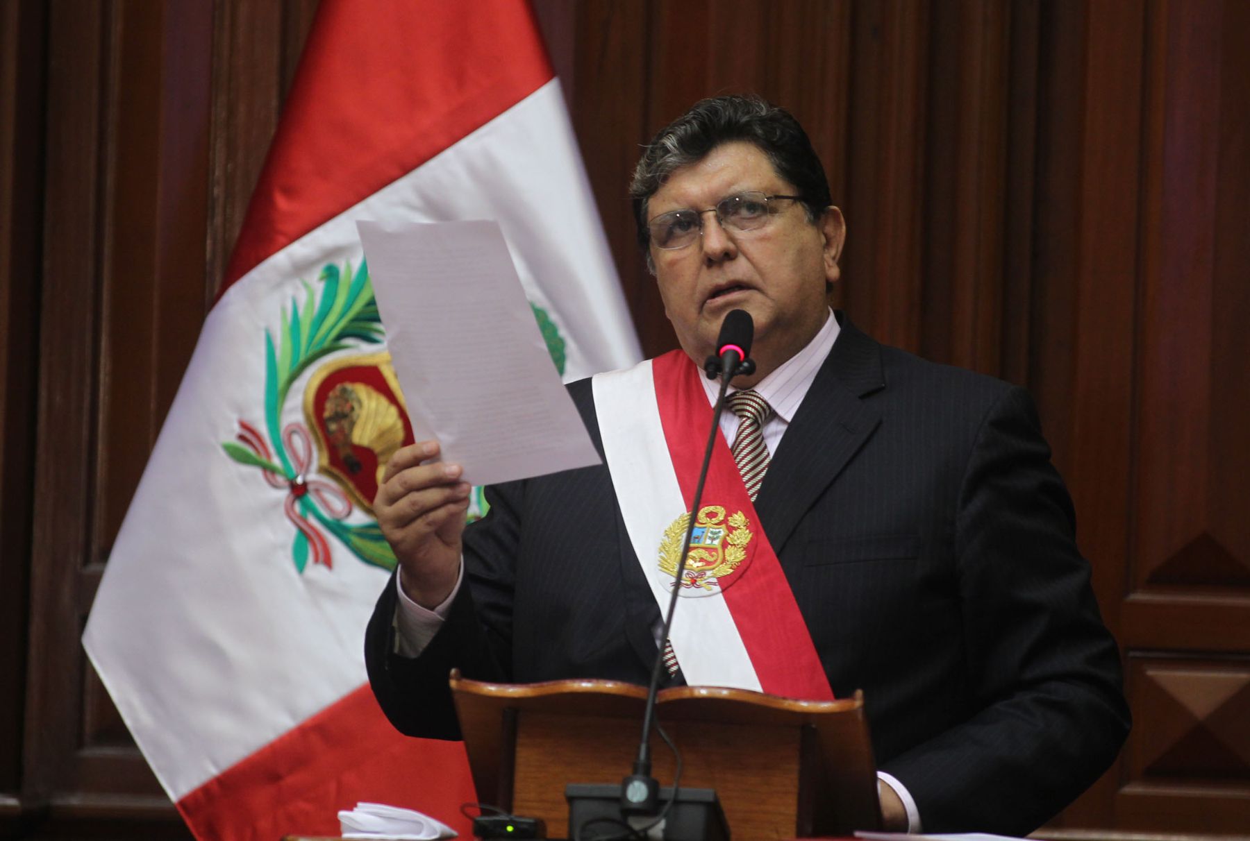El presidente de la República, Alan García dirige su Mensaje a la Nación desde el Congreso de la República . Foto: ANDINA/Jack Ramón.