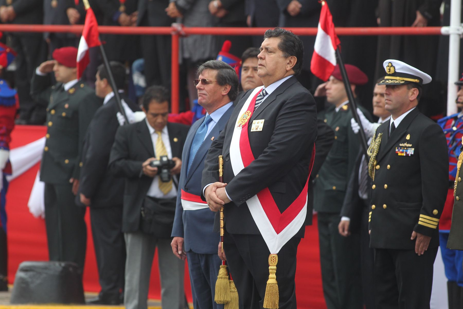 Presidente  de la Repùblica, Alan Garcìa, al iniciarse el Desfile cívico-militar. Foto: ANDINA/ Piero Vargas.