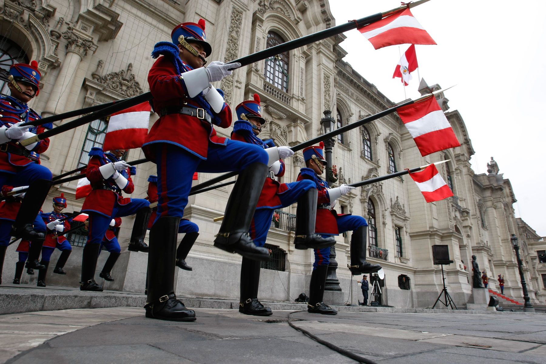 Changing of the Guard performed by Husares de Junin. Photo: ANDINA/Alberto Orbegoso