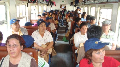 Cusqueños se beneficiarán con programa de turismo hacia ciudadela de Machu Picchu a precio económico. El primer recorrido en el Expreso Imperial se efectuó en agosto pasado.