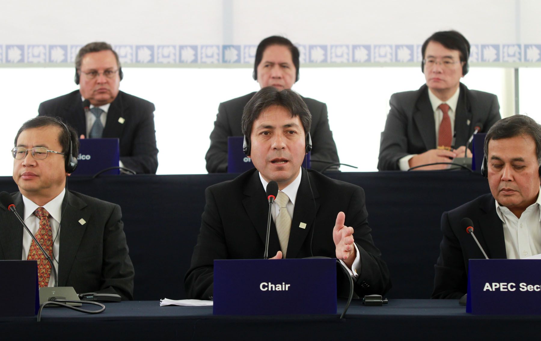 El ministro de la Producción, Jorge Villasante, clausura la Tercera Reunión Ministerial del APEC de los Océanos (AOMM3) en la ciudad de Paracas en Ica. Foto: ANDINA/Carlos Lezama
