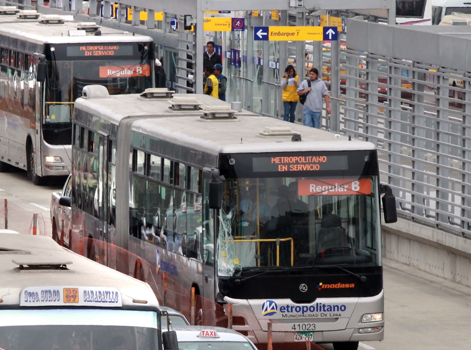 Villarán asegura que línea 2 del Metropolitano se hará al iniciar su ...
