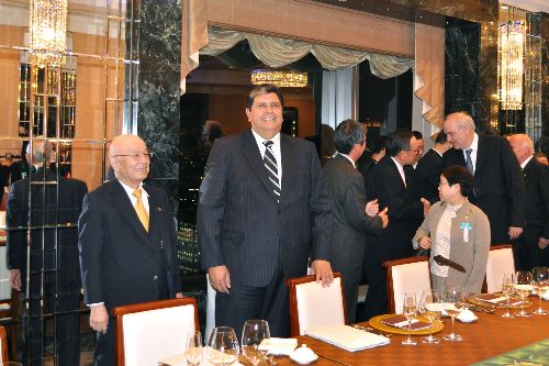 Presidente de la República, Alan García, se presentó ante el Consejo Empresarial Peruano-Japonés (Cepeja). Foto: Sepres.