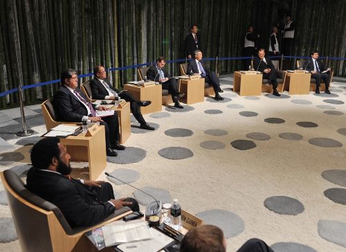 Presidente de la República, Alan García, participa en la primera sesión  del APEC Leaders