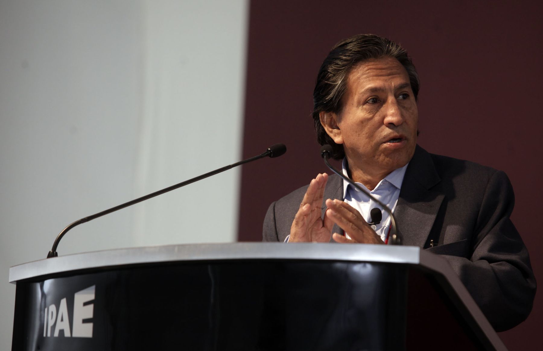Exposición del precandidato a la presidencia, Alejandro Toledo, en el marco de la Conferencia Anual de Ejecutivos 2010, en la ciudad de Urubamba.  Foto: ANDINA/Alberto Orbegoso