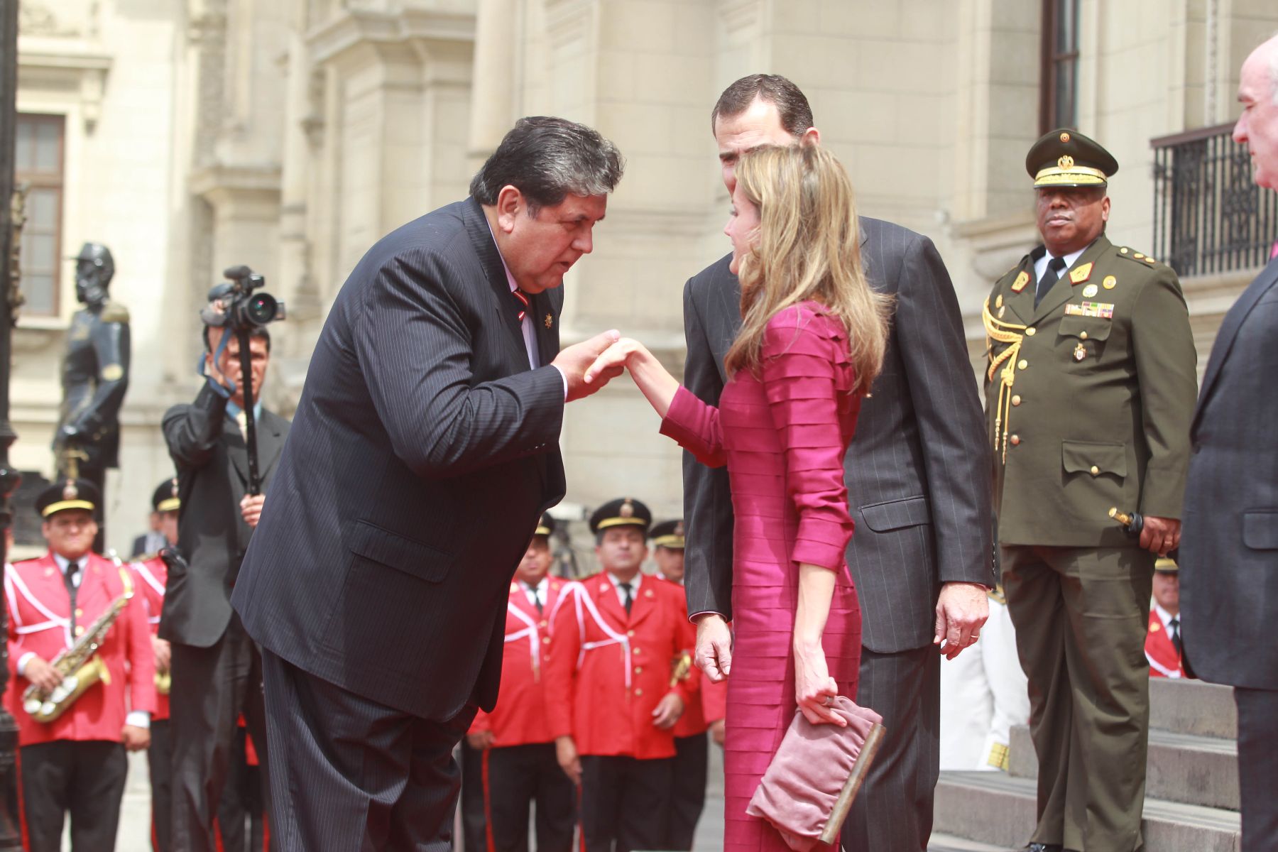 El Presidente Alan García recibe a los Principes de Asturias, Felipe de Borbón y Letizia Ortiz, en Palacio de Gobierno. Foto: ANDINA/ Piero Vargas