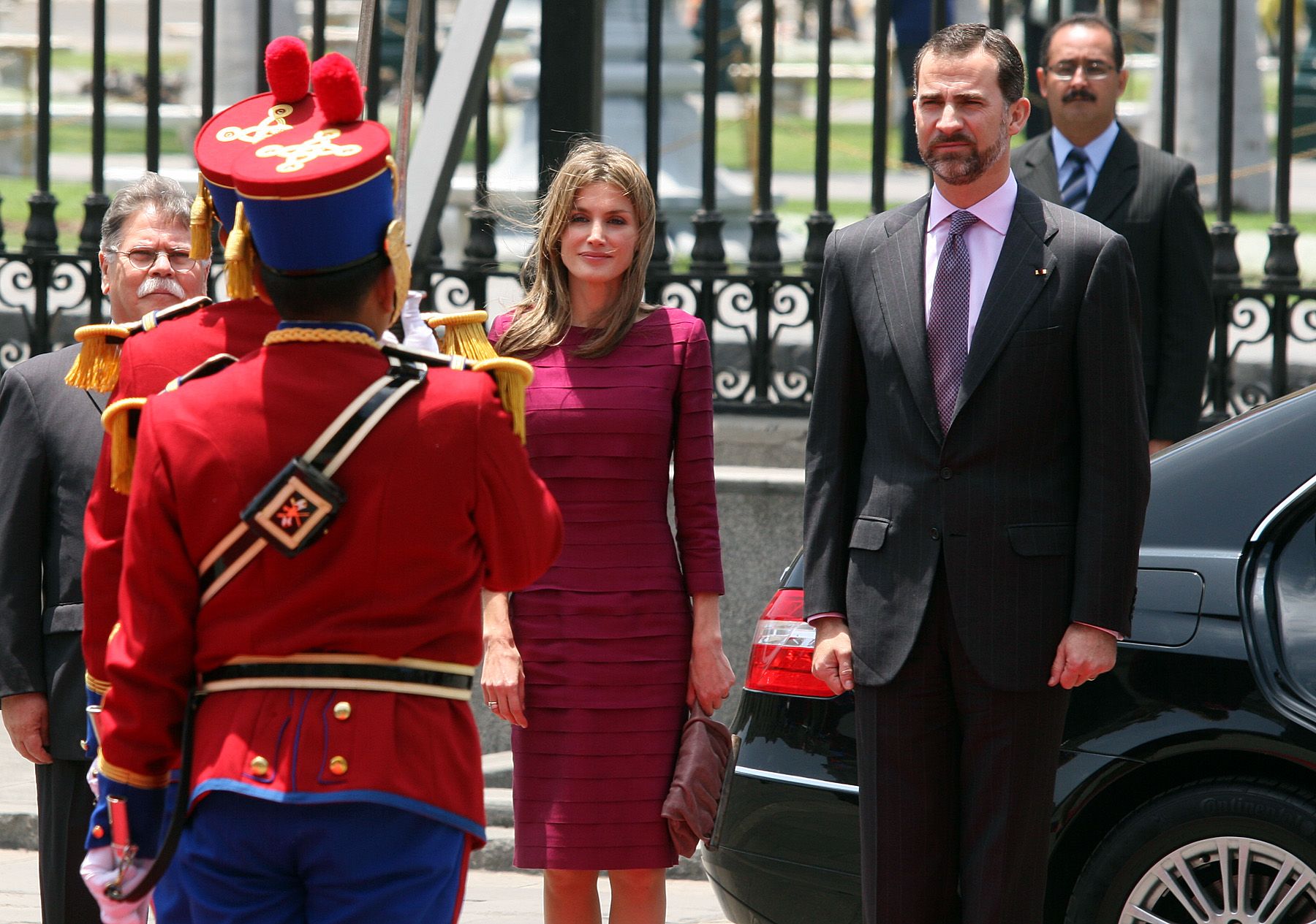 Principes de Asturias a su salida de Palacio de Gobierno. Foto: ANDINA/Rubén Grández.