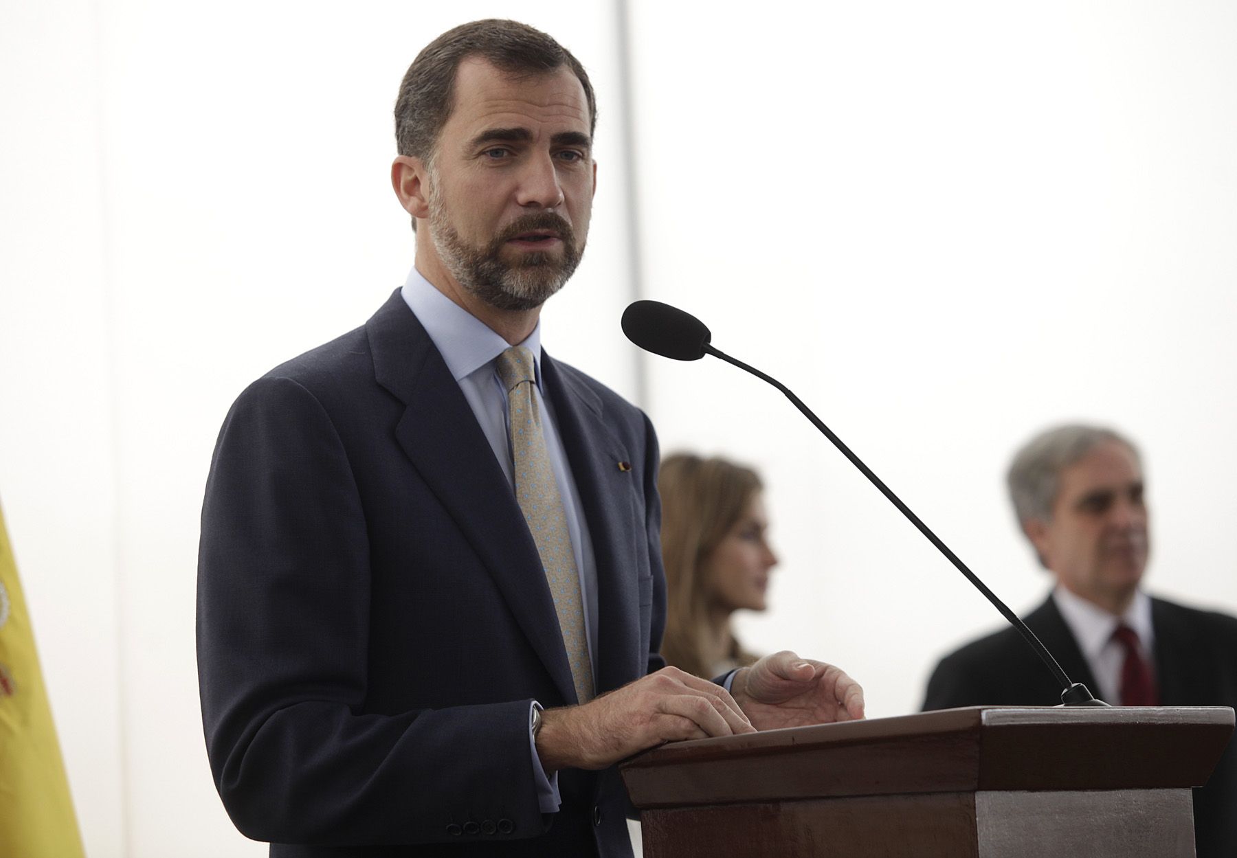 Principe de Asturias, Felipe de Borbón, toma la palabra durante recepción a la colectividad española en el Centro Español en Lima.
Foto: ANDINA/Rubén Grández