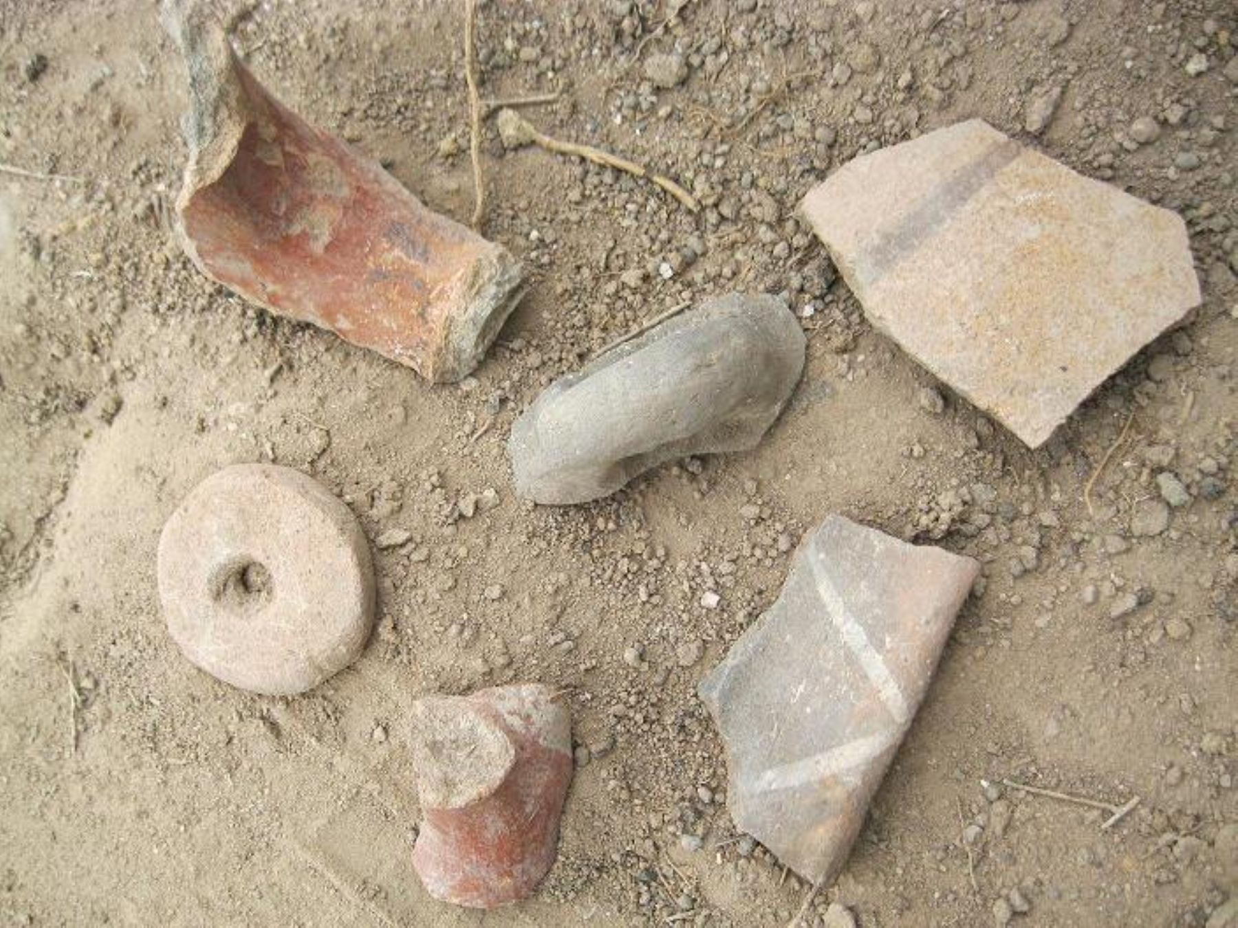 Material cultural hallado en sitio arqueológico Las Juntas, ubicado en la provincia de Bagua, en Amazonas. Foto: ANDINA / Alberto Pintando.