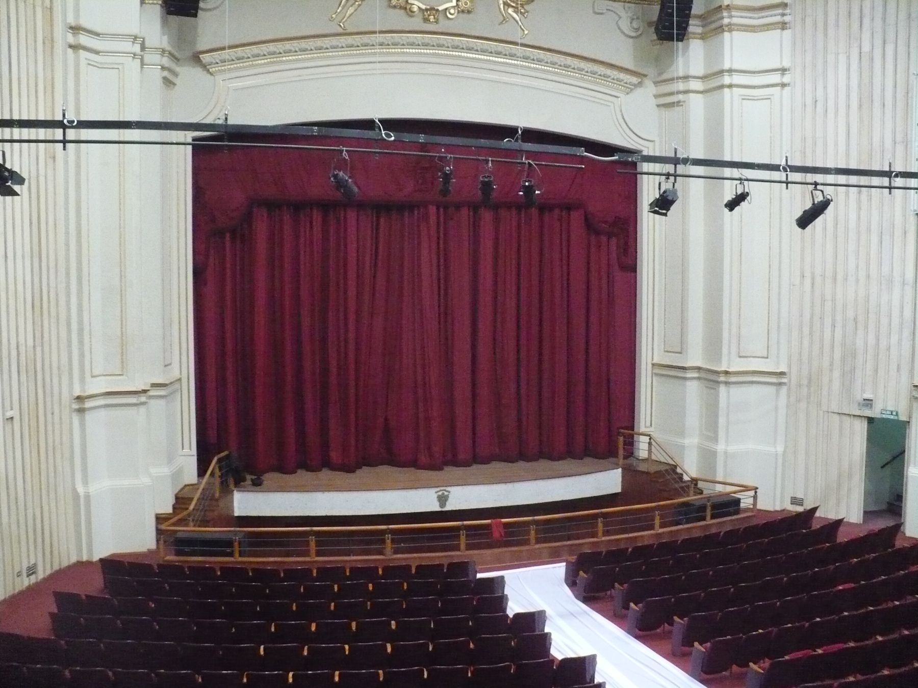 En Teatro Municipal de Arequipa se estrenará obra basada en libro El loco de los balcones, de Mario Vargas Llosa. Foto: ANDINA/Archivo/Rocío Méndez.