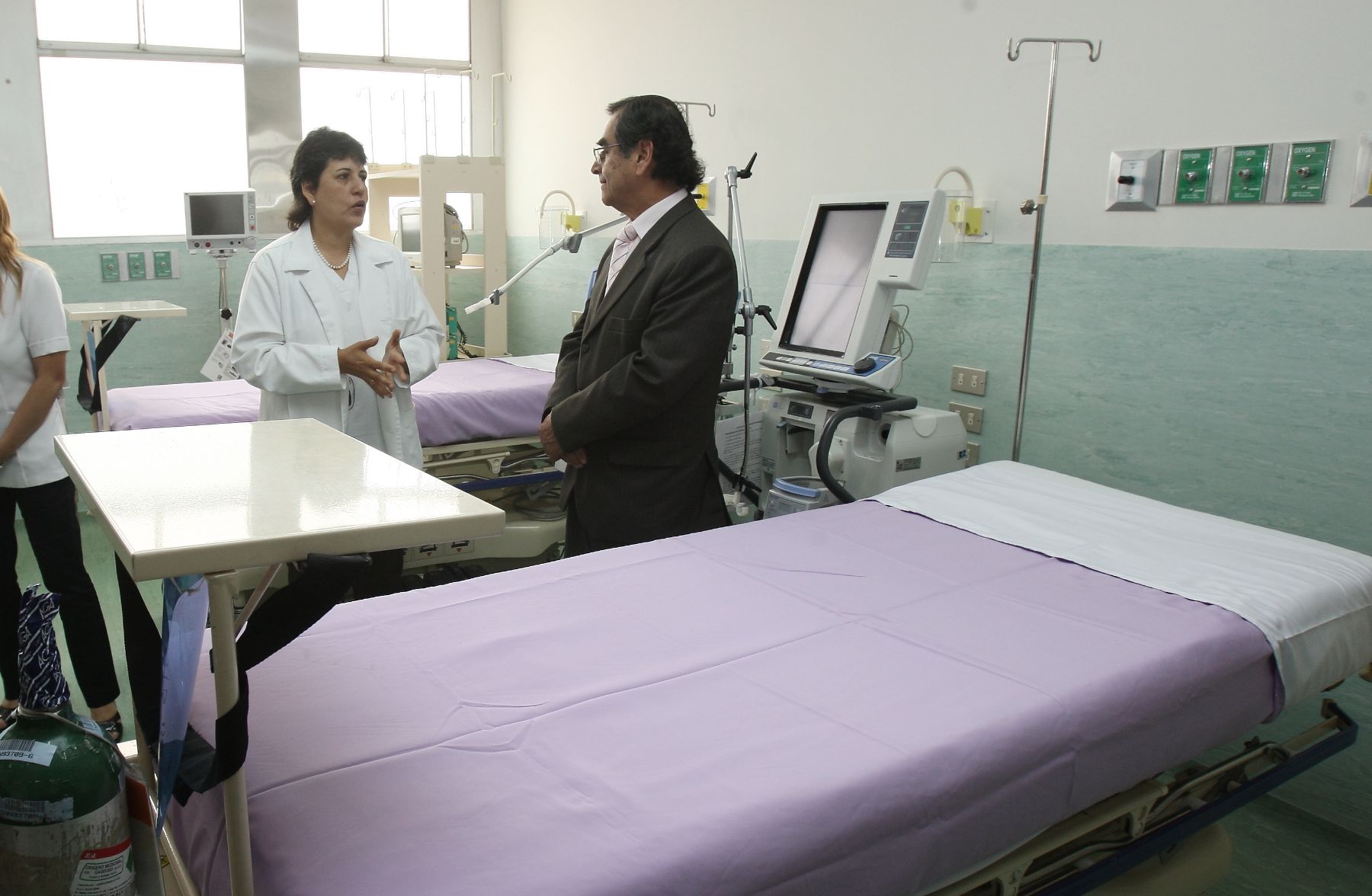 Ministro de Salud, Óscar Ugarte, inauguró remodelada unidad de cuidados intensivos del Instituto Nacional de Salud del Niño. Foto: ANDINA/Norman Córdova.