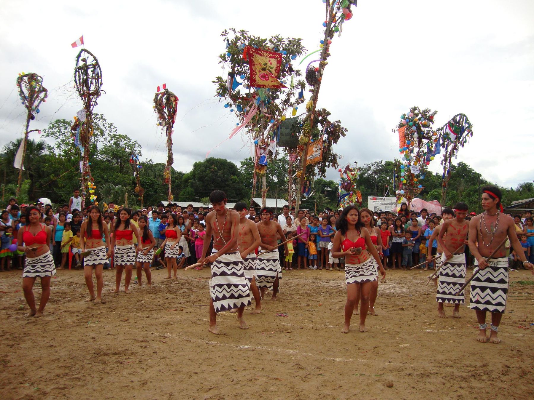 El Carnaval Ucayalino es uno de los más alegres y coloridos de la Amazonía peruana. ANDINA/Difusión