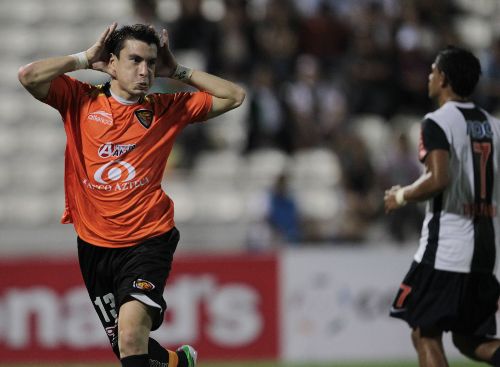 Jorge Rodríguez de los Jaguares de México celebra gol ante Alianza Lima en partido por la Copa Libertadores jugado esta noche en el estadio Alejandro Villanueva en el distrito de la Victoria.
Foto: ANDINA/Carlos Lezama