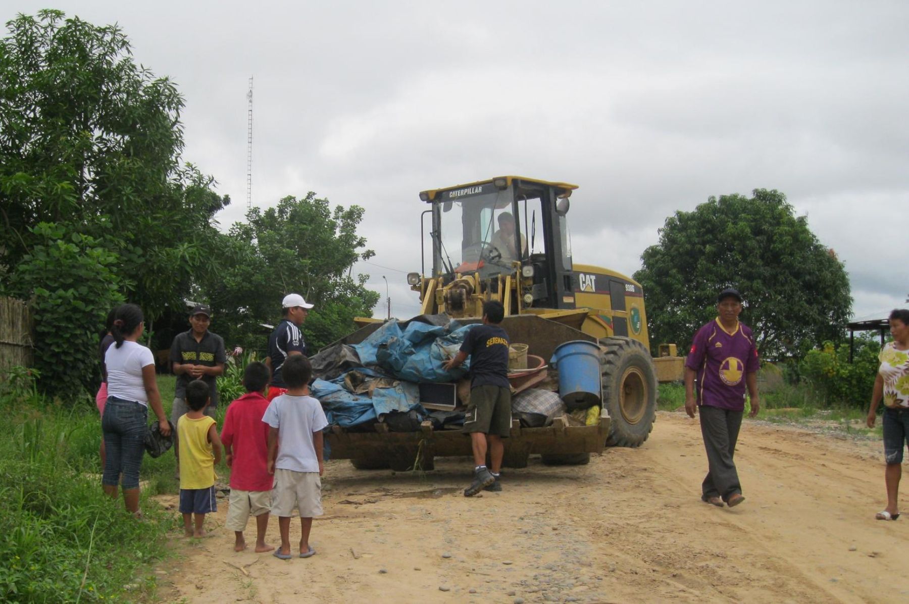 Campaña de recojo y eliminación de inservibles en Atalaya, Ucayali.