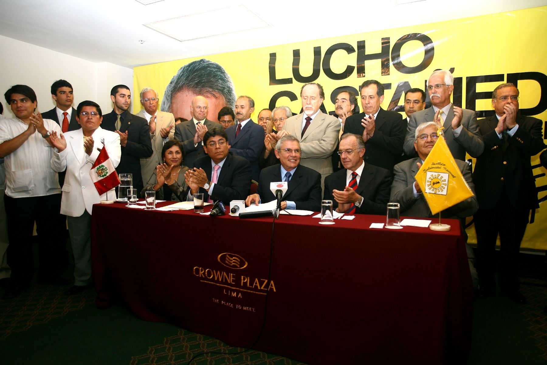 Canditado a la presidencia por Solidaridad Nacional, Luis Castañeda, presenta su plan de gobierno en conferencia de prensa. Foto: ANDINA/Víctor Palomino Gómez