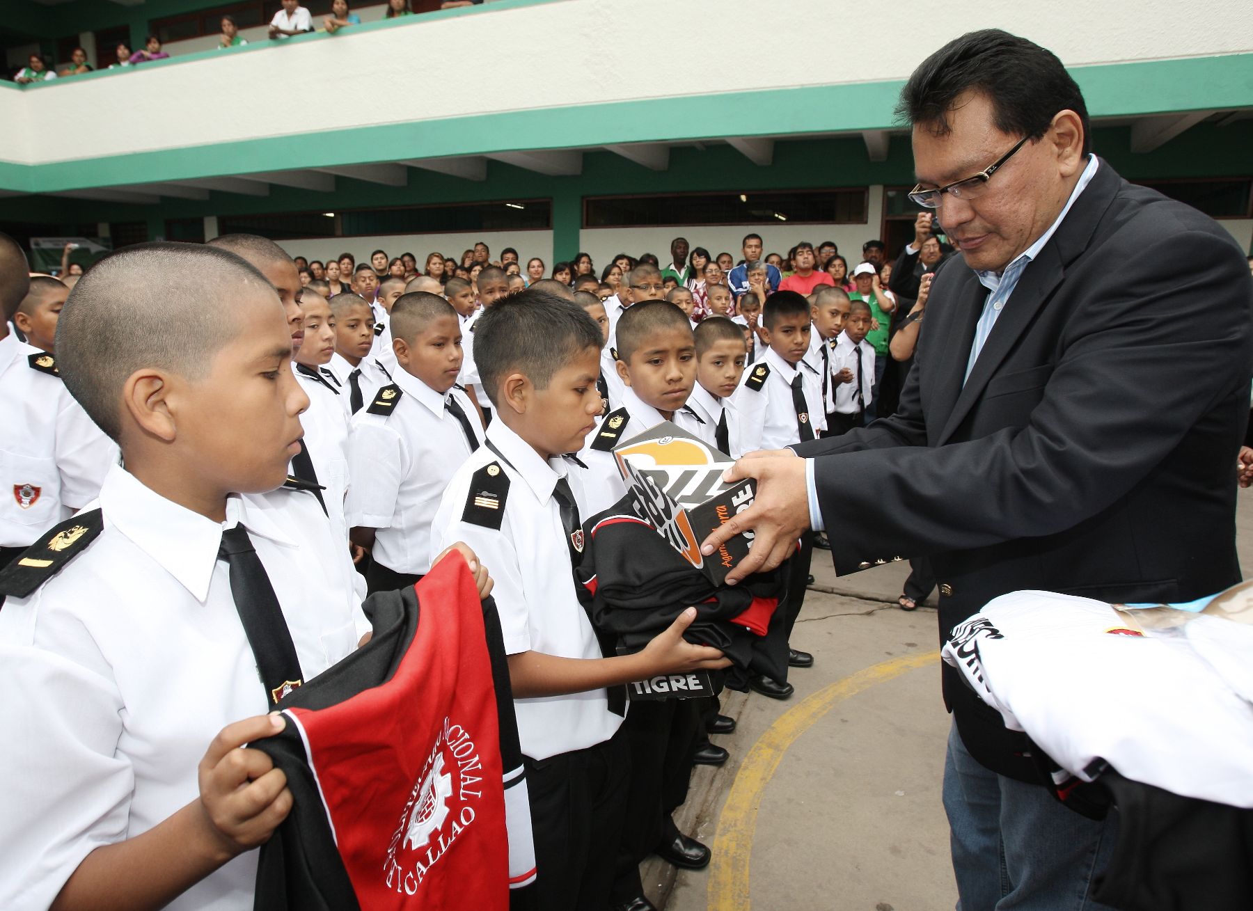 Más De 140 Mil Alumnos Volvieron Hoy A Las Aulas Escolares En El Callao ...