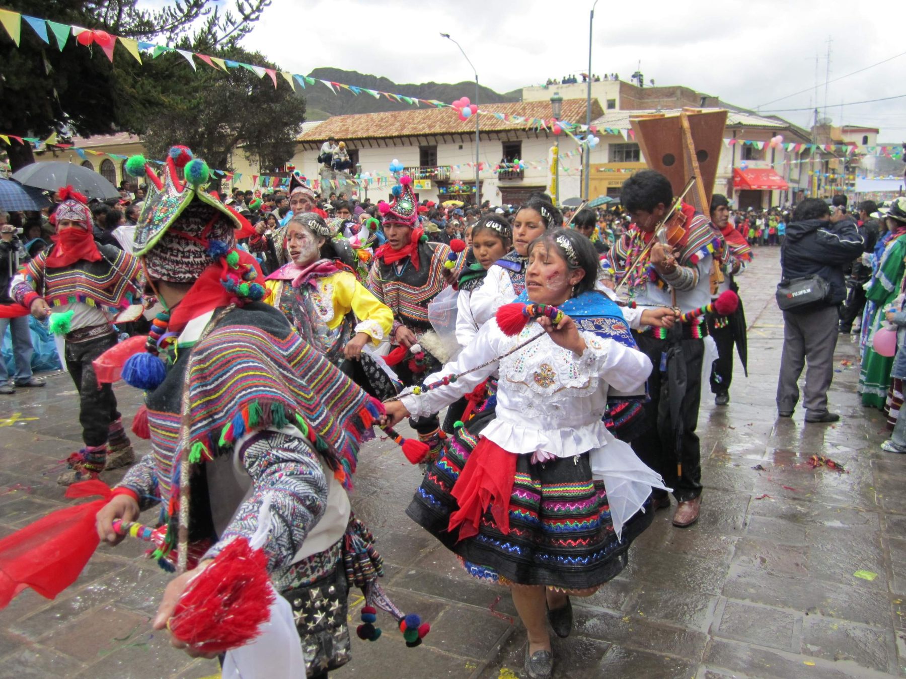 Celebración de carnavales en Huancavelica.
