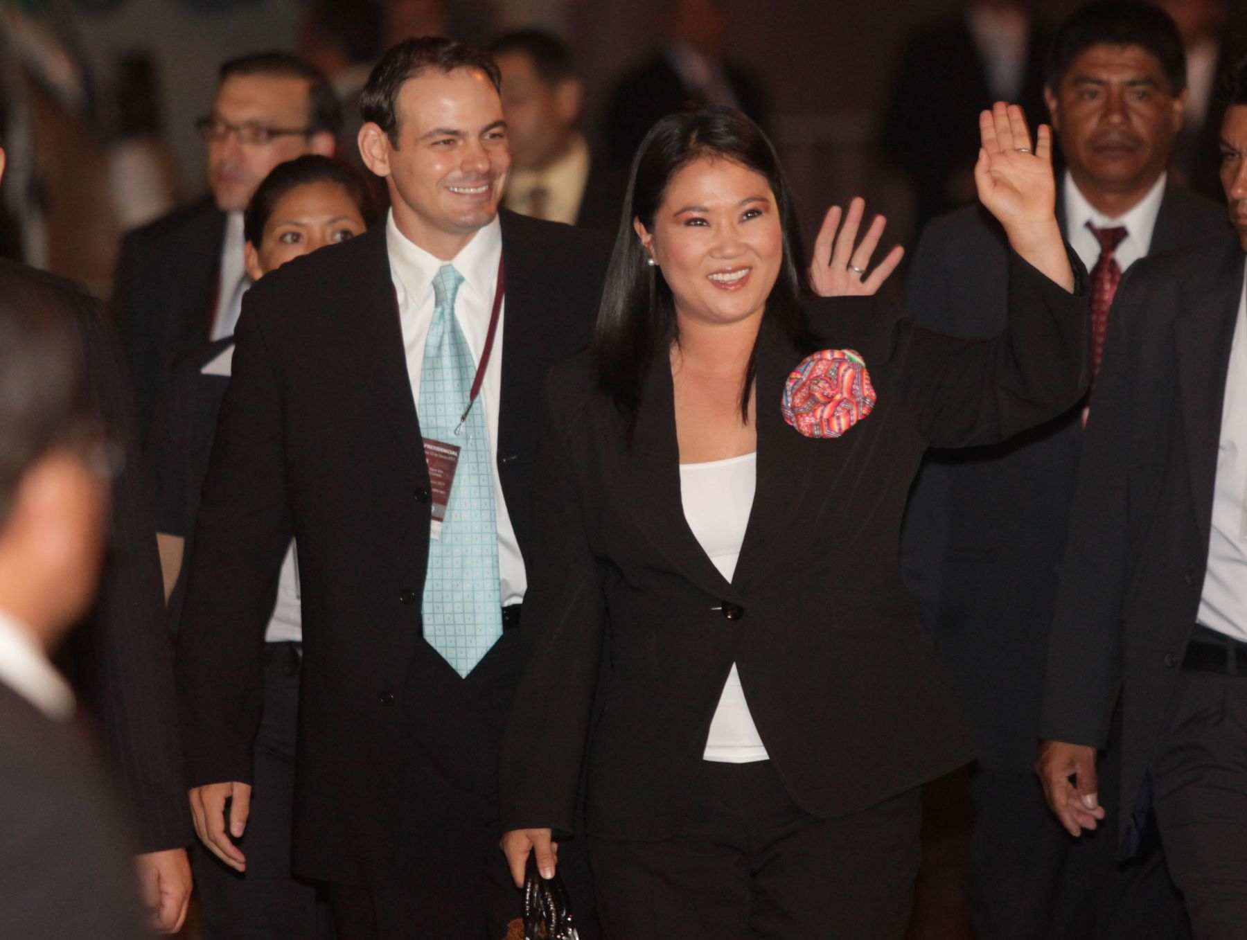La candidata de Fuerza 2011, Keiko Fujimori, a su llegada a la sede del Colegio Médico para participar de debate presidencial del JNE.
Foto: ANDINA/Rubén Grández