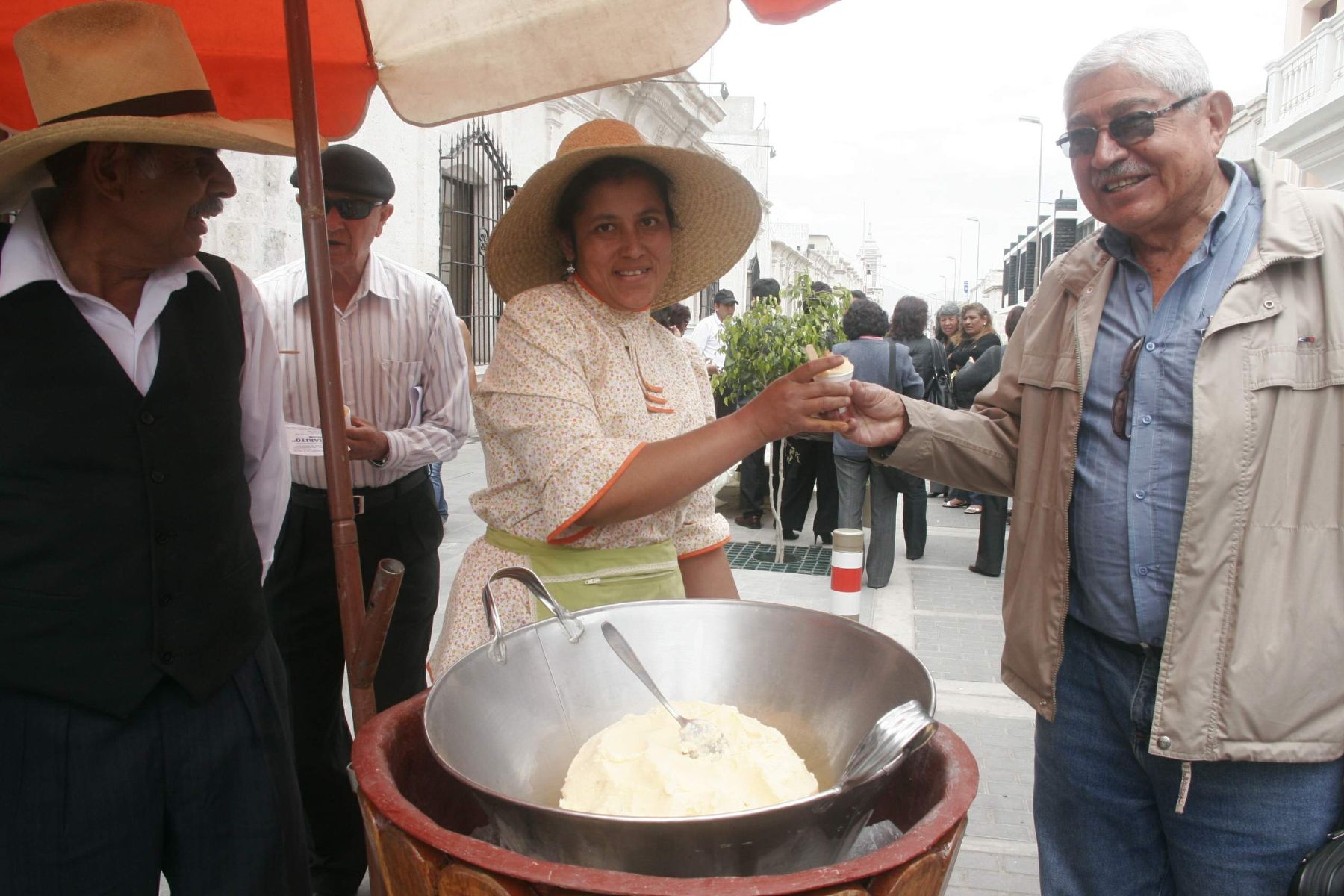 El queso helado, postre tradicional de Arequipa, será degustado por asistentes a Lima Pop Festival. Foto: ANDINA / Rocío Méndez.