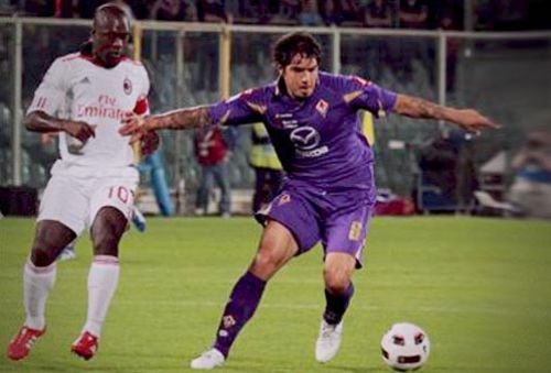 Juan Manuel Vargas en partido contra el Milan. Foto: INTERNET/Medios