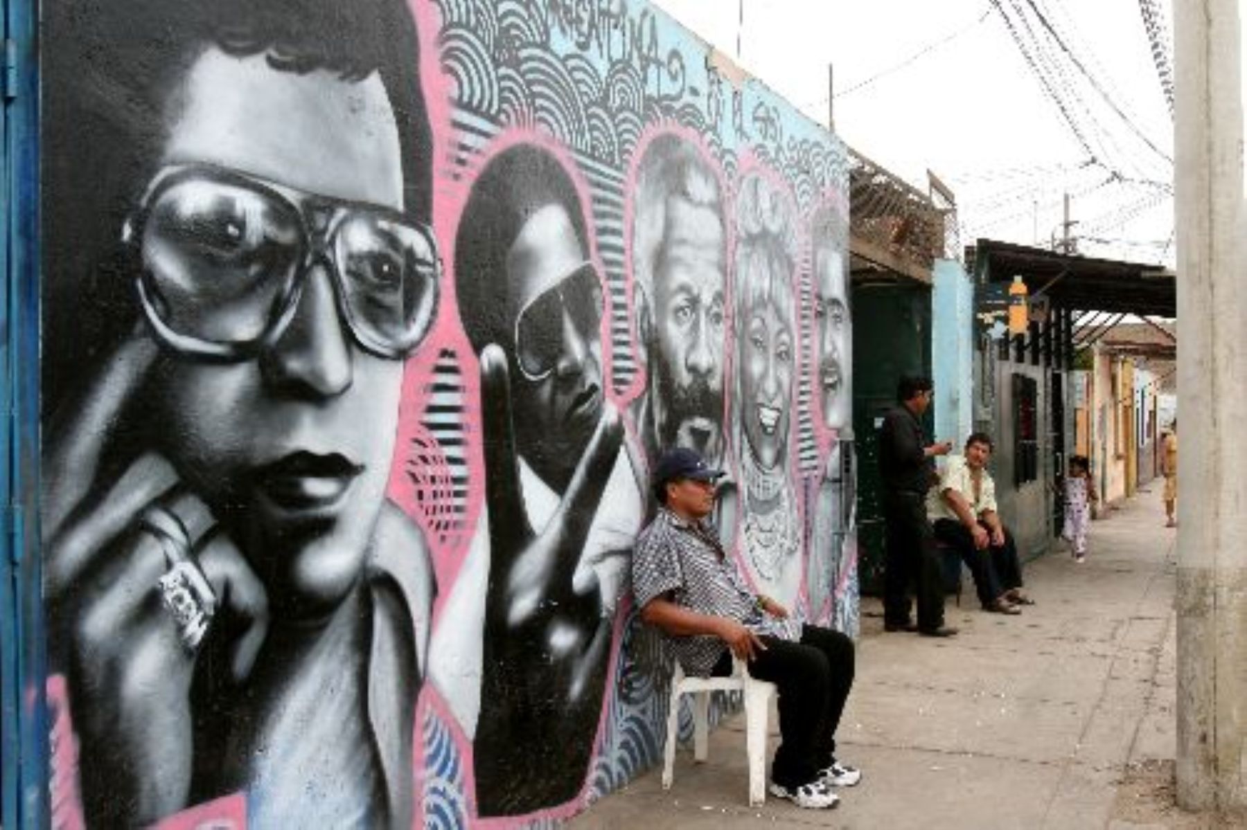 Murales alusivos al cantante puertorriqueño Héctor Lavoe. Foto: ANDINA/archivo.