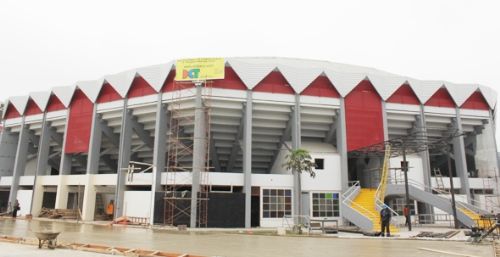 Fachada de coliseo Eduardo Dibós.