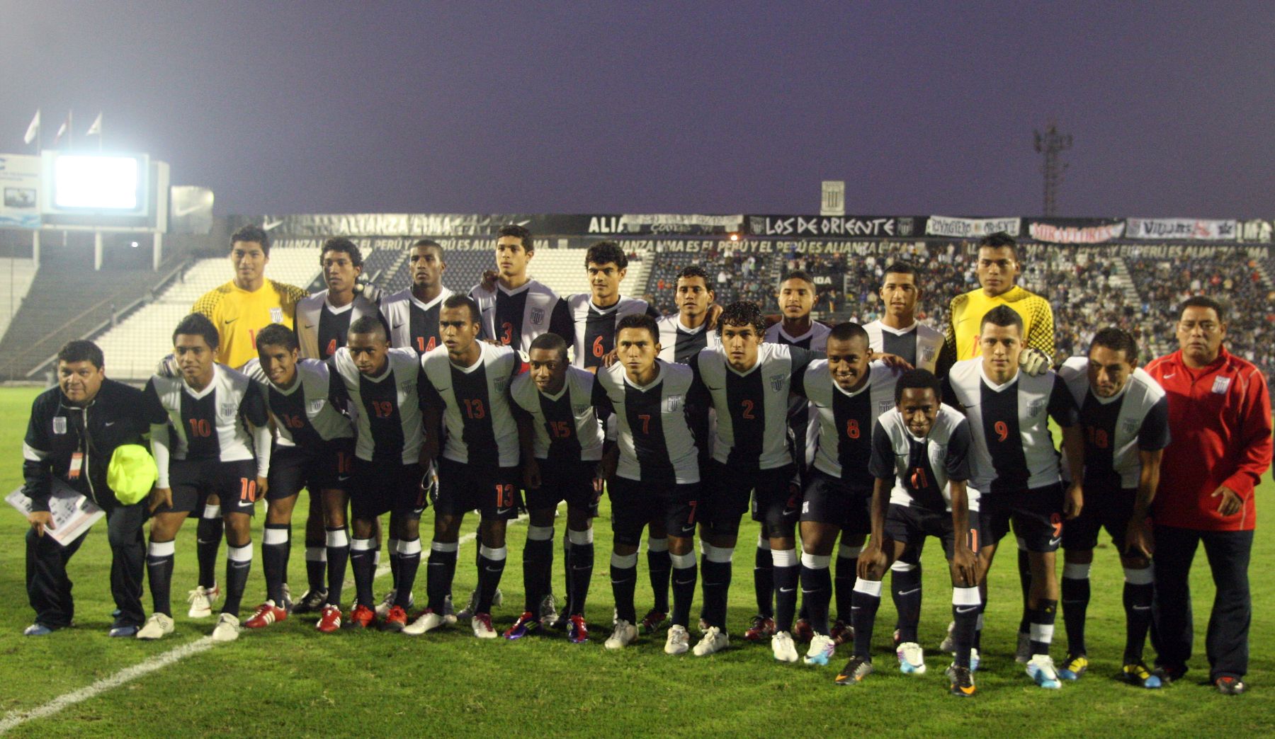 Alianza Lima derrotó 21 a Caracas en su debut por la Copa Libertadores