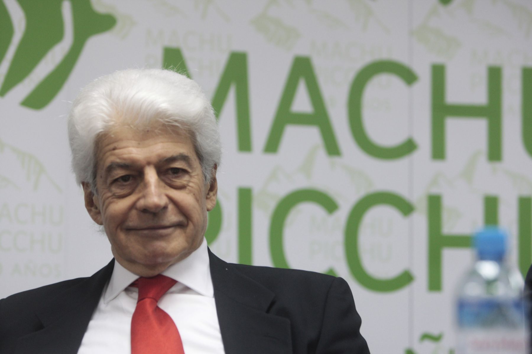 Ricardo Vega LLona, presidente de la comisión del Centenario de Machu Picchu para el mundo, anuncia espectáculo Machu Picchu, historia y homenaje a una maravilla del mundo. 
Foto: ANDINA/ Jack Ramón