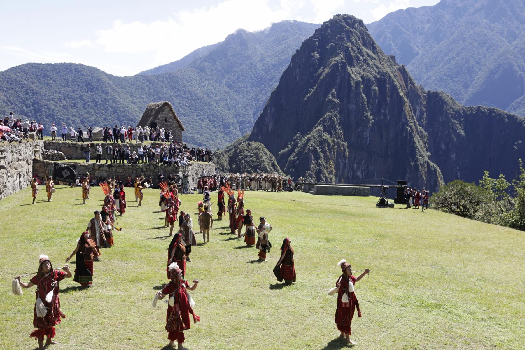 Celebracion De Machu Picchu Sirve Para Realzar Cultura E Historia Afirma Alcalde Cusqueno News Andina Peru News Agency