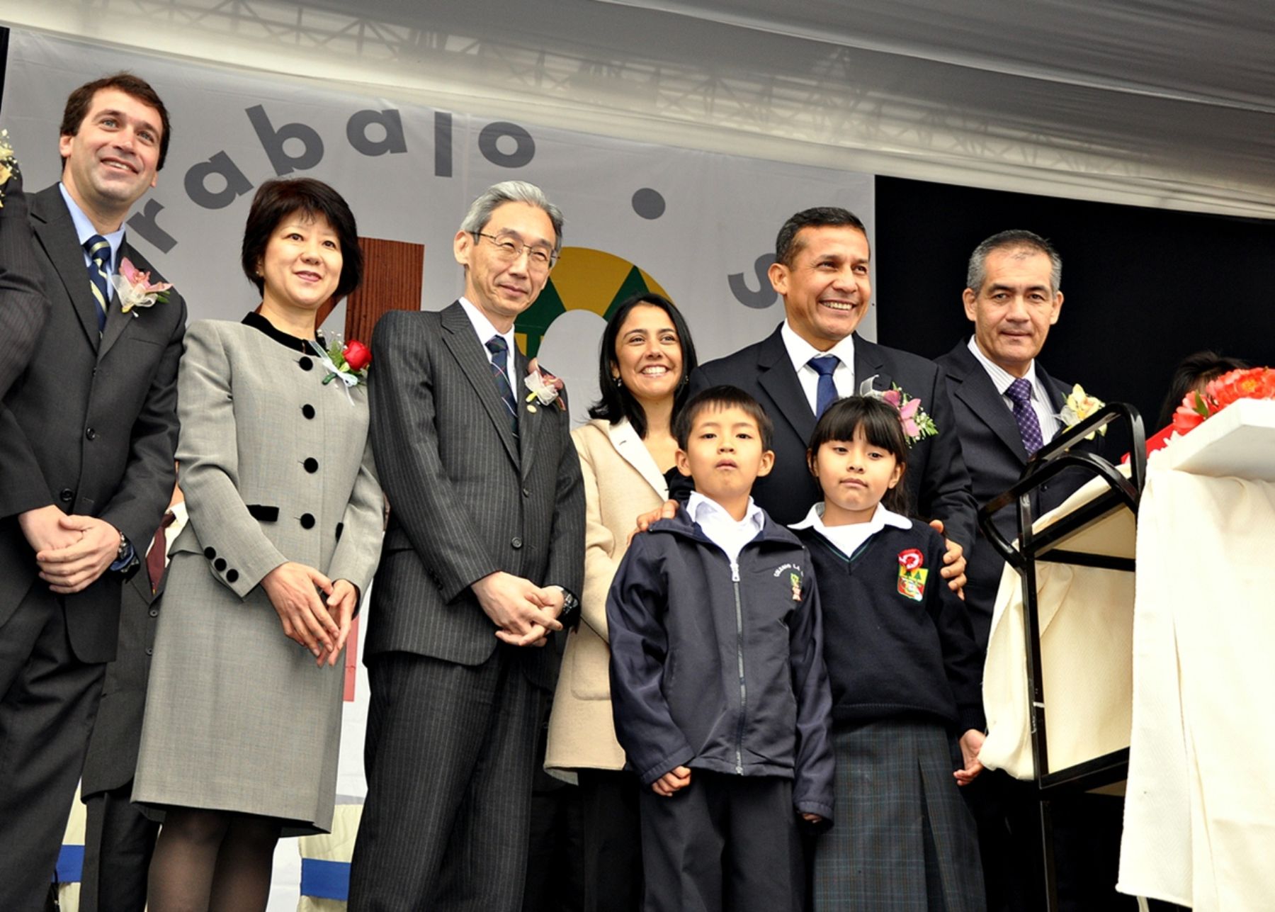 Jefe De Estado Electo Recibio Homenaje En Colegio Peruano Japones La Union Noticias Agencia Peruana De Noticias Andina