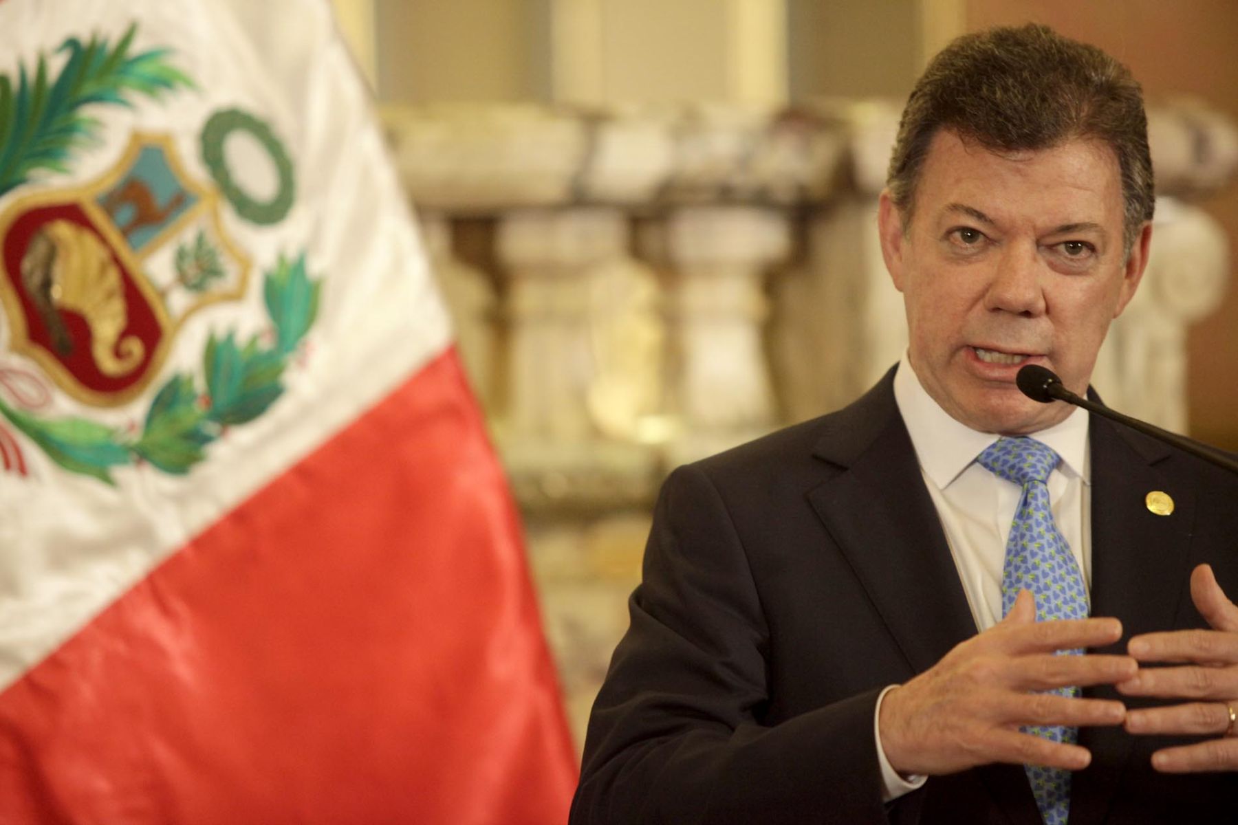 Declaraciones del Presidente de Colombia, Juan Manuel Santos, al termino de la Reunión Extraordinaria del Consejo de Jefas y Jefes de Estado y de Gobierno de la Unasur, en Palacio de Gobierno en Lima. 
Foto: ANDINA/Alberto Orbegoso