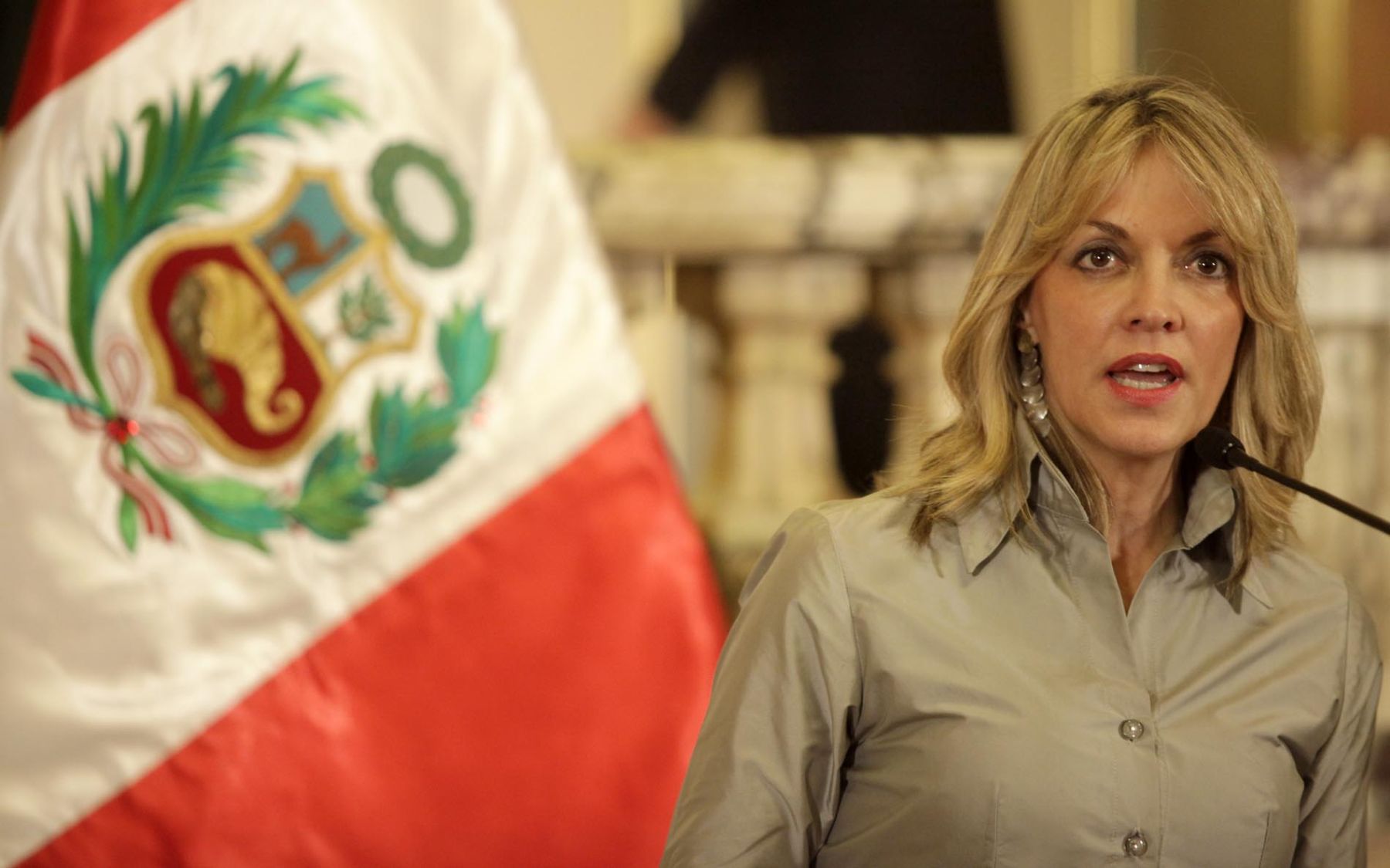 Declaraciones de la Secretaria General de la Reunión Extraordinaria del Consejo de Jefas y Jefes de Estado y de Gobierno de la Unasur, Emma Mejia, en Palacio de Gobierno. 
Foto: ANDINA/Alberto Orbegoso