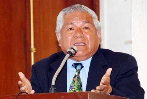 Escritor, periodista y poeta Róger Rumrrill García, en imagen de archivo. Foto: ANDINA/Difusión.