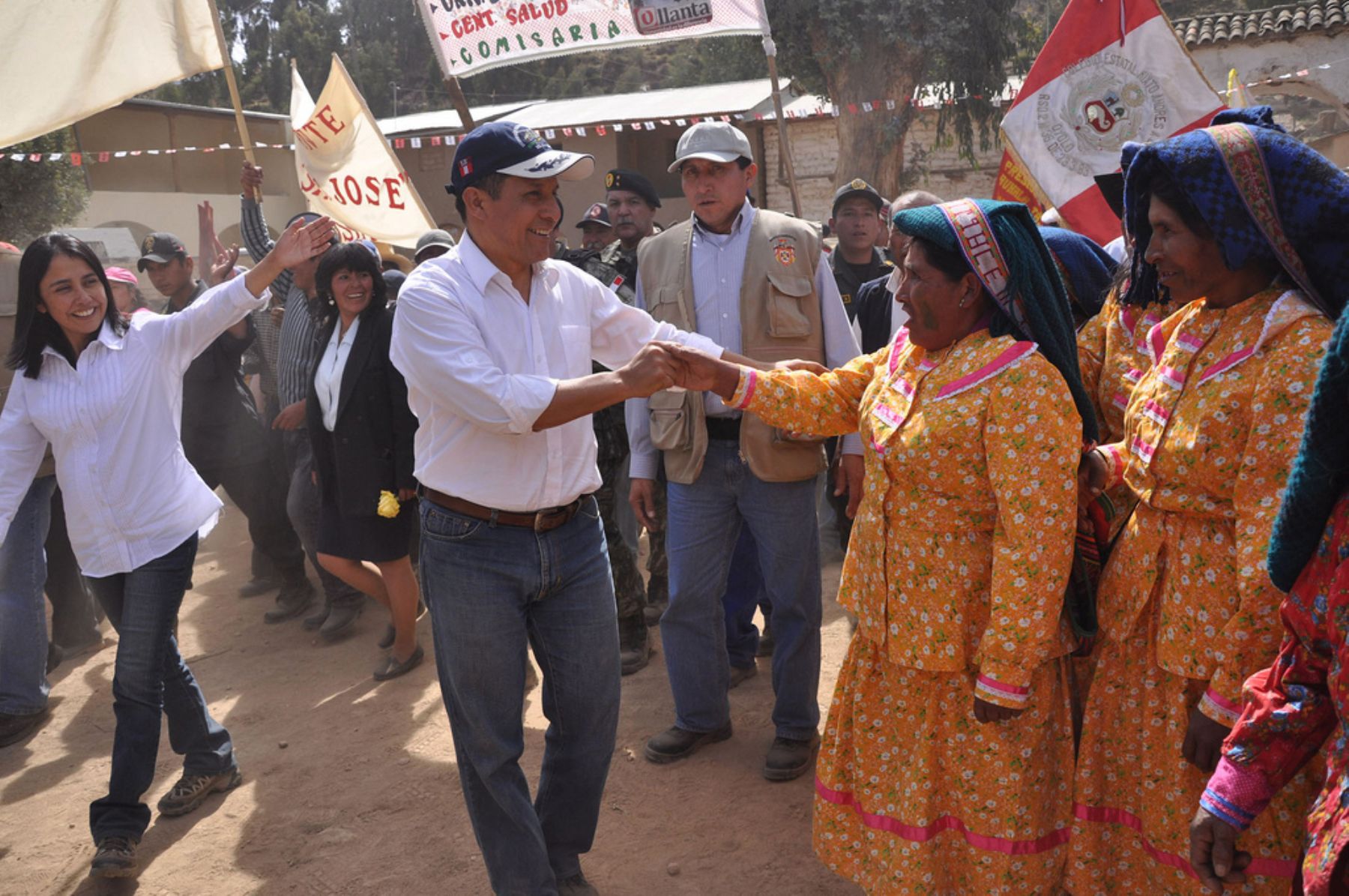 Presidente de la República, Ollanta Humala, junto a su esposa Nadine Heredia, visitó los distritos de Pauza, Colta y Oyolo en Ayacucho.
 Foto: ANDINA/ Presidencia de la República