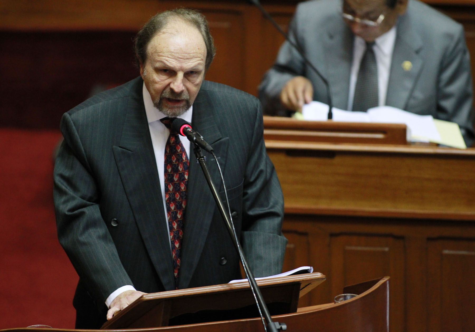 Presidente del Consejo de Ministros, Salomón Lerner Ghitis, expone la política general del Gobierno en el pleno del Congreso. 
Foto: ANDINA/Carlos Lezama
