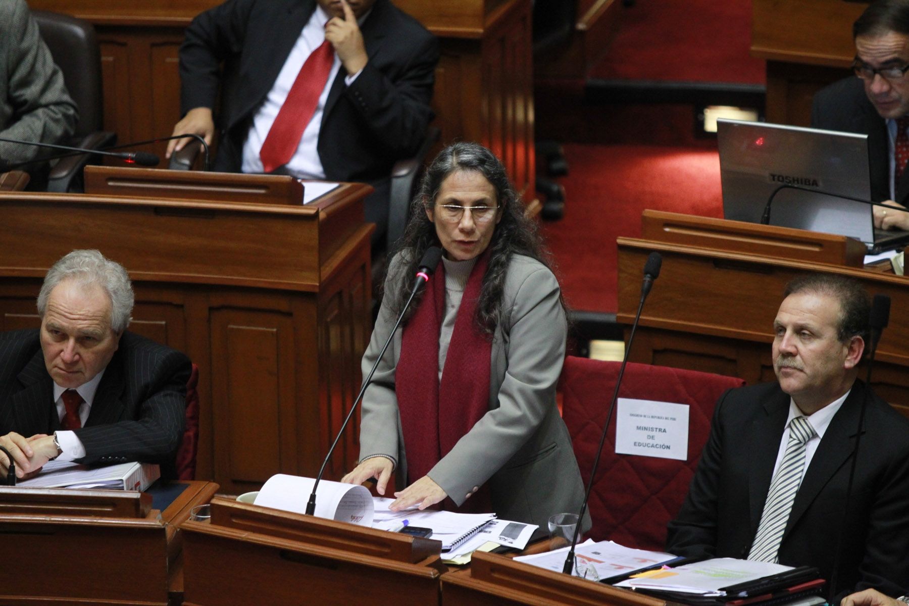 Ministra de Educación, Patricia Salas, durante su presentación en el Pleno del Congreso de la República.
Foto:ANDINA/Carlos Lezama