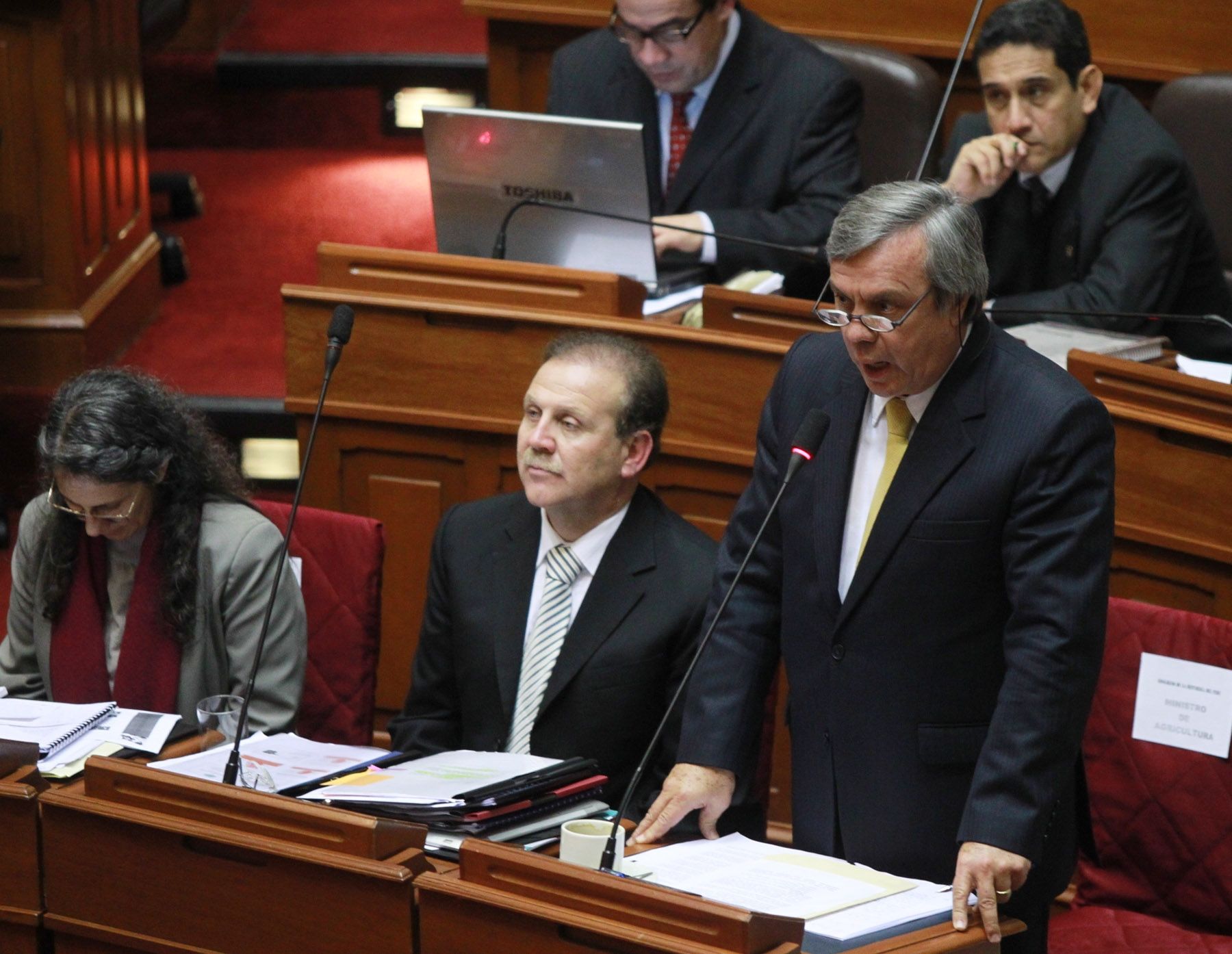 Ministro de Agricultura, Miguel Caillaux,durante su presentación ante el Pleno del Congreso de la República.
Foto:ANDINA/Carlos Lezama.