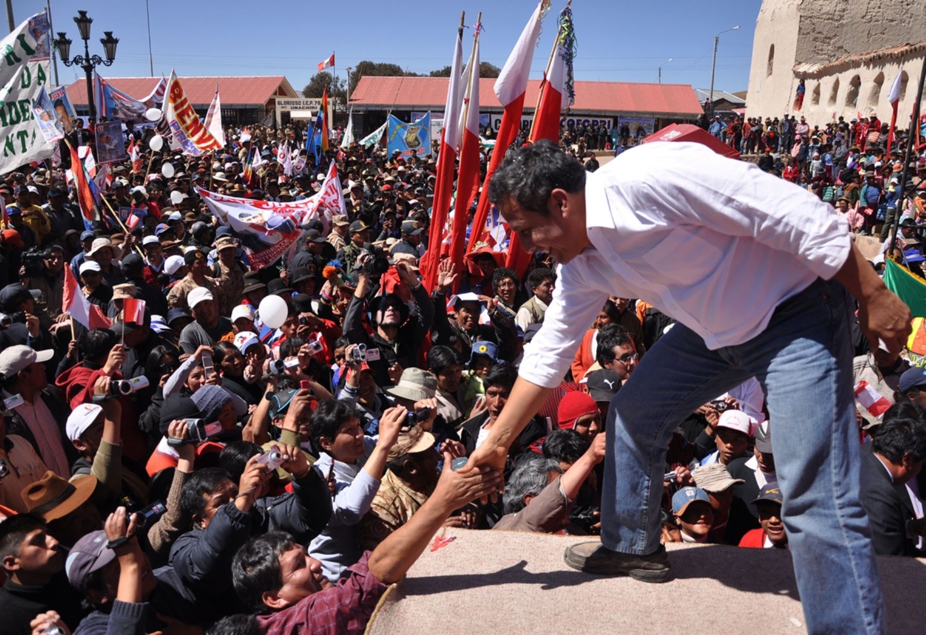Jefe de Estado,Olanta Humala,  visitó los distritos de Umachiri y Tirapata, ubicados en las provincias de Melgar y Azángaro, respectivamente. 

Foto: ANDINA/Presidencia de la República