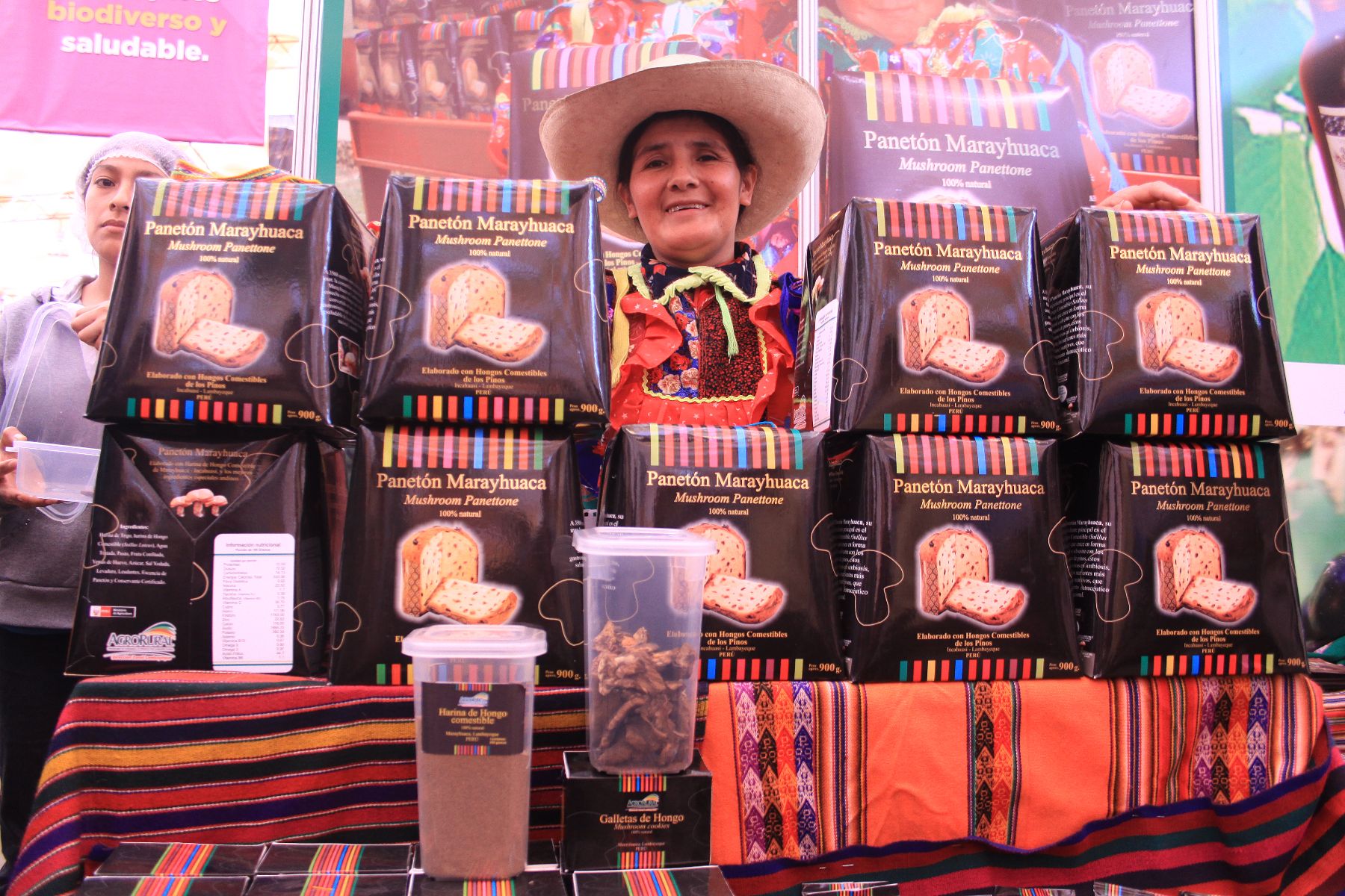 Panetón a base de hongo es uno de los muchos productos expuestos en Feria Gastronòmica Mistura 2011.
Foto: ANDINA/Jessica Vicente
