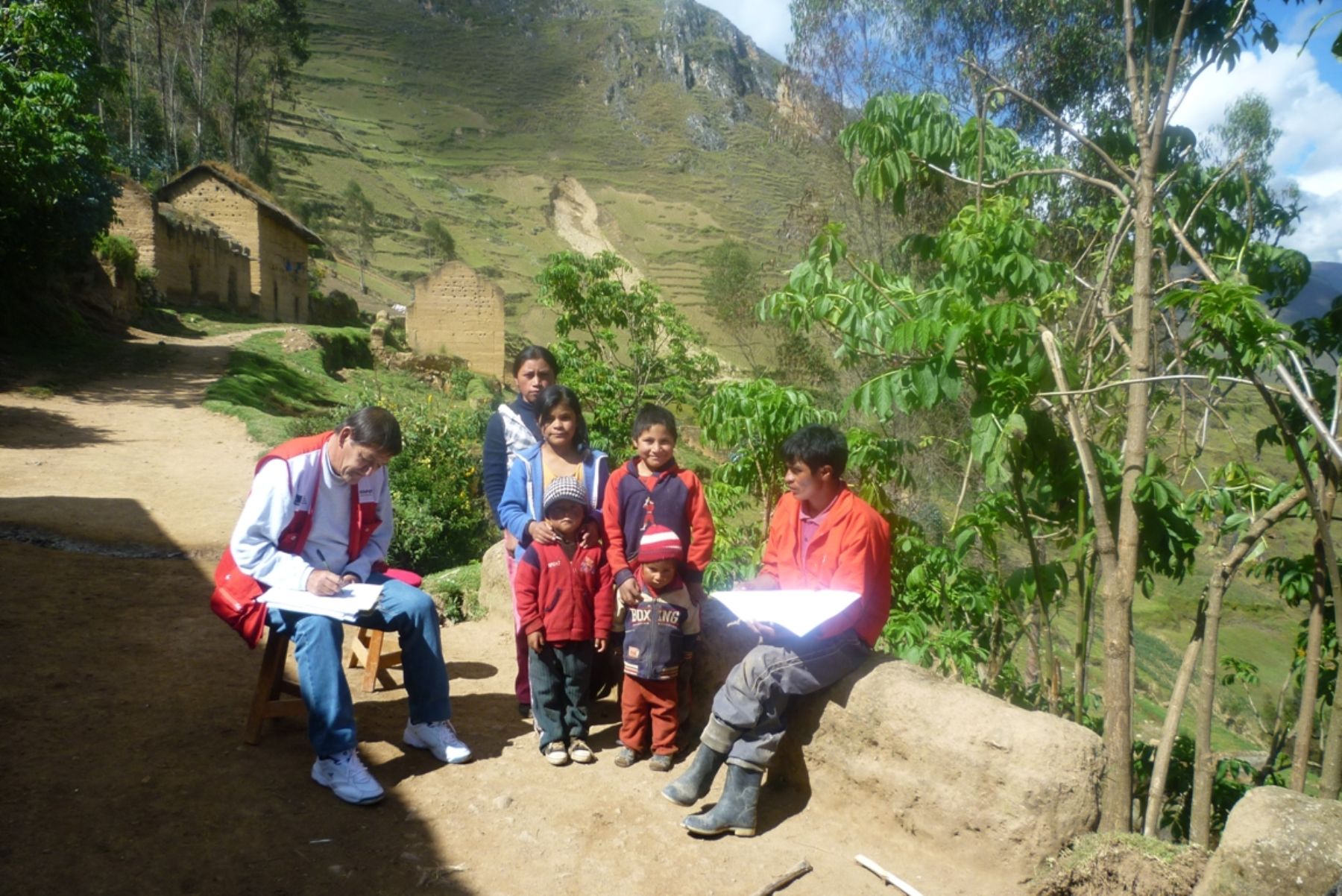 Cofopri formalizará predios de más de 4,000 familias de Ayacucho. Foto: Cofopri.