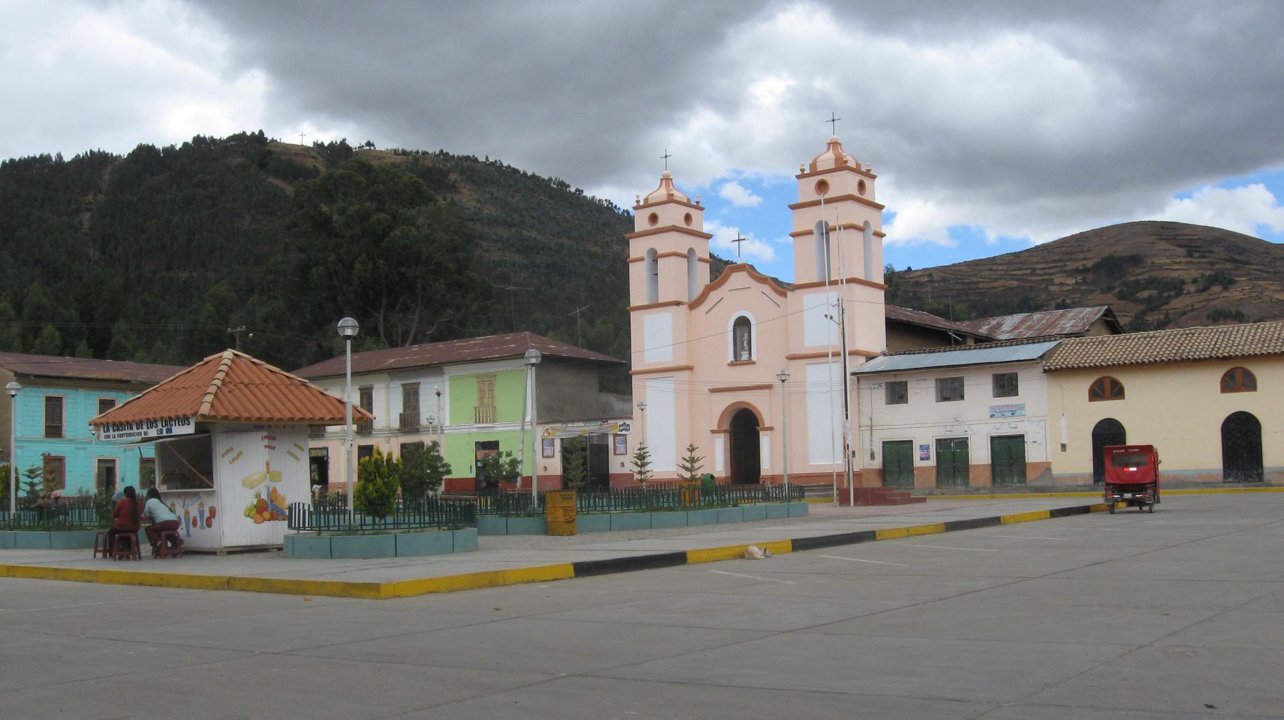 Iglesia matriz del distrito de Santa Rosa de Ocopa, en la provincia de Concepción, en Junín. Foto: ANDINA/Pedro Tinoco.