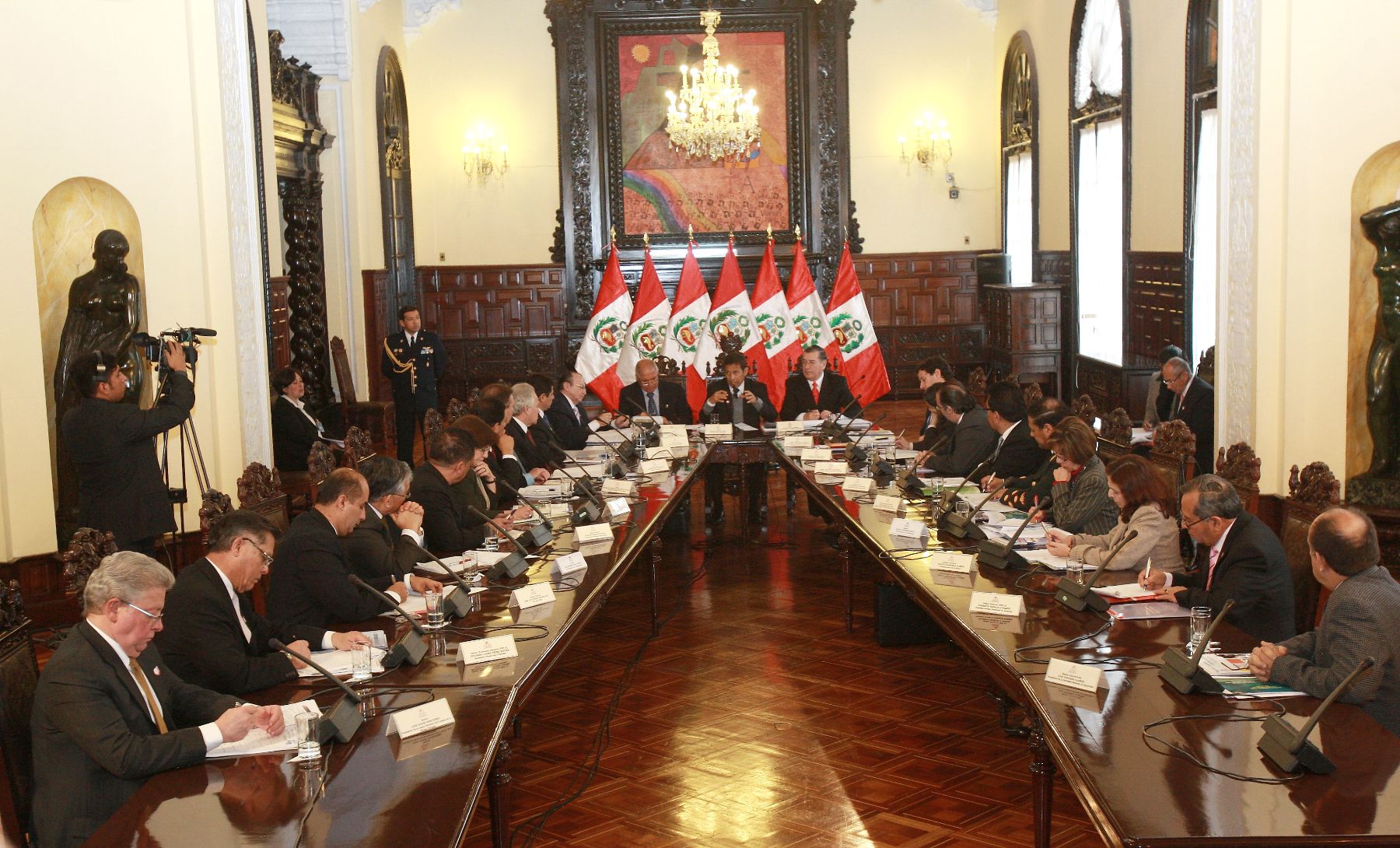 Presidente de la República, Ollanta Humala,  preside sesión del Consejo Nacional de Seguridad Ciudadana en palacio de Gobierno.  
Foto: ANDINA/Norman Córdova